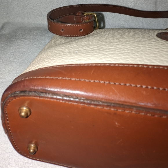 Vintage Dooney and Bourke all weather cream and brown leather trim shoul… - Picture 15 of 15